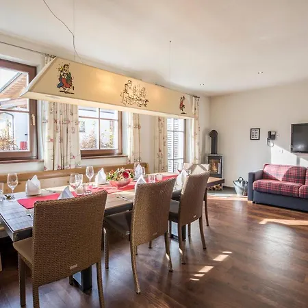 Alpenchalets Flachauer Gutshof *